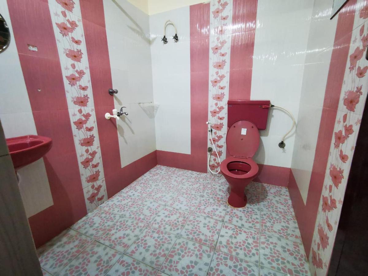 J2 Home Stay - Luxury Homes With Caravan Services Thiruvananthapuram Екстер'єр фото